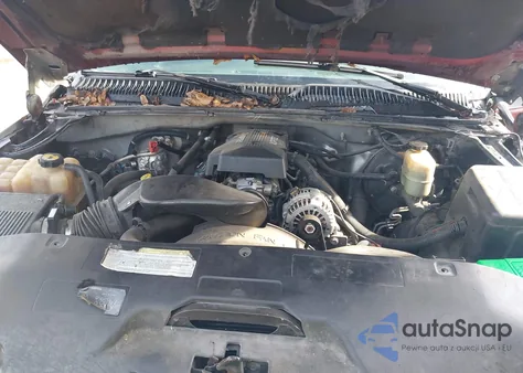 2000 Chevrolet Silverado 1500 Ls z USA, uszkodzony, nr VIN 1GCEC19T0YZ156854